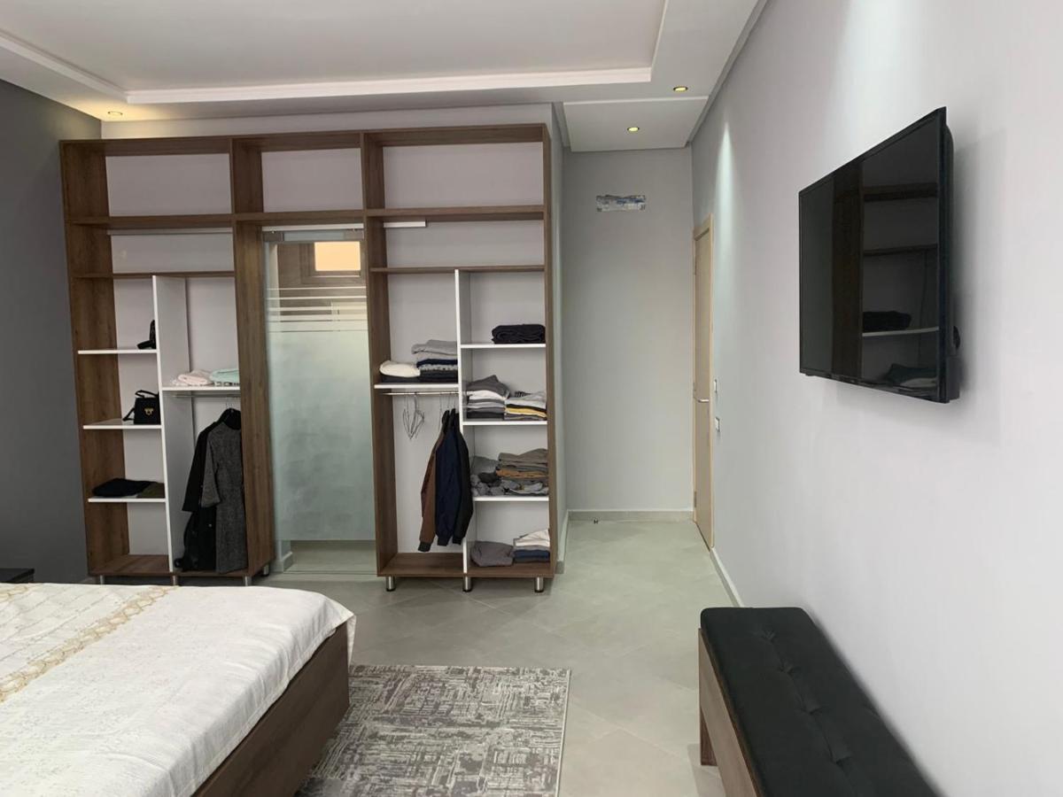 Riad L'Aeroport El Makina Kültér fotó