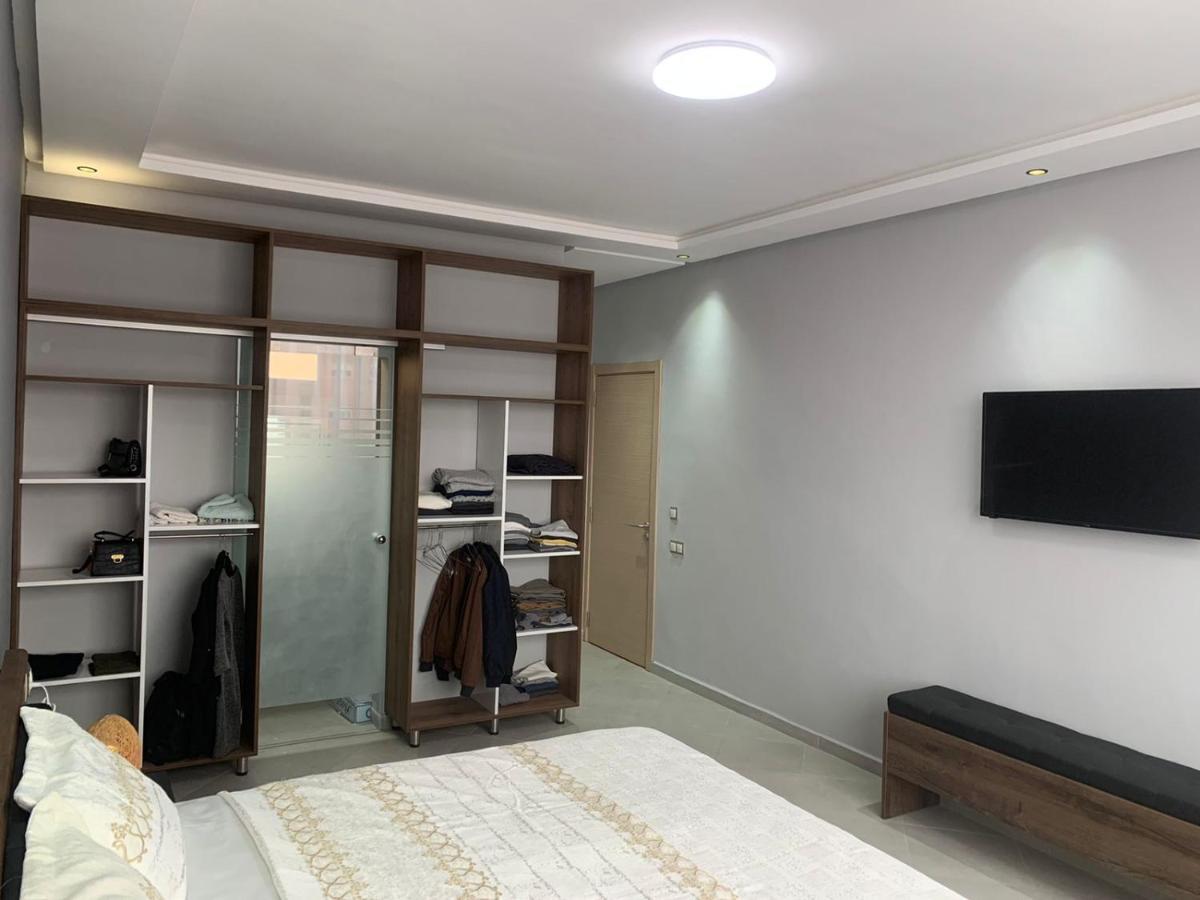 Riad L'Aeroport El Makina Kültér fotó