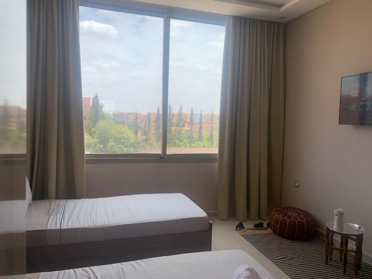 Riad L'Aeroport El Makina Kültér fotó